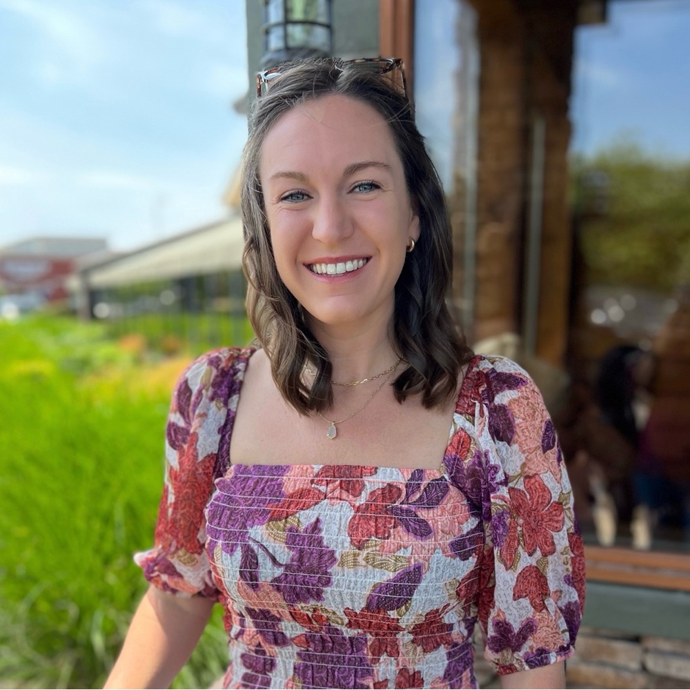 Meet your Posher, Kelly